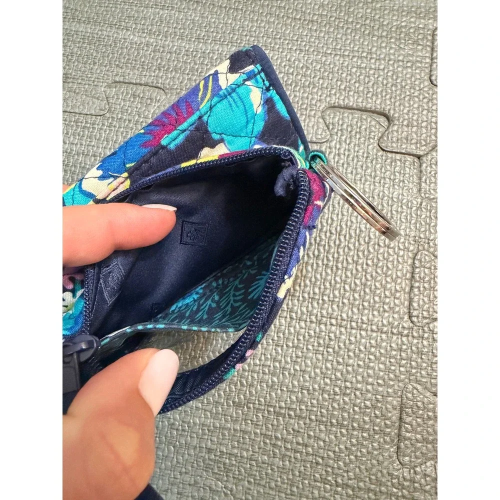 Vera Bradley excellent vera